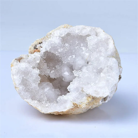 Natural Unopened Agate Geode – Raw Crystal Cave for Energy Healing & Specimen Collection